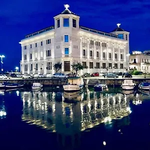 Casetta Blu , Syracuse Italia